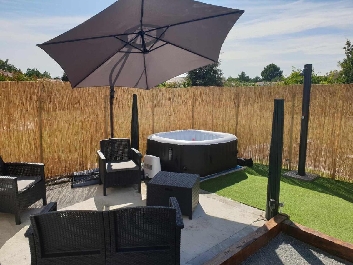 Beau Logement Avec Terrasse, Jacuzzi Et Terrain De Petanque Privatif A 5 Minutes De La Plage Audenge Ngoại thất bức ảnh